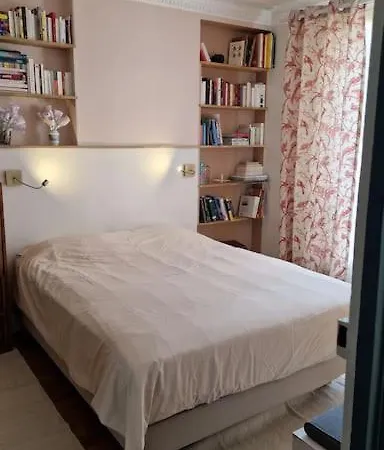 Apartment Parc Montsouris 14eme-le Calme Et Le Charme Paris