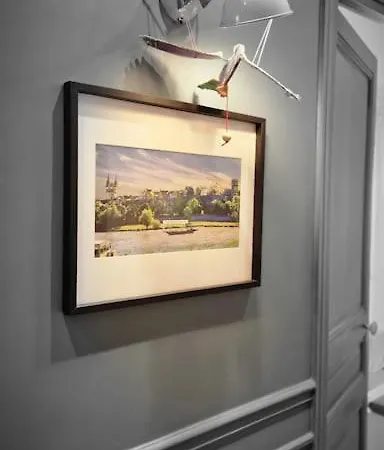 Parc Montsouris 14eme-le Calme Et Le Charme