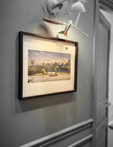 Parc Montsouris 14eme-le Calme Et Le Charme